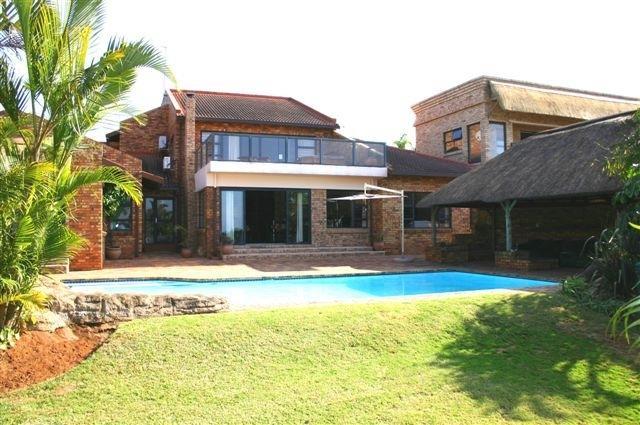 8 Royal Palm B&B Umhlanga Bagian luar foto
