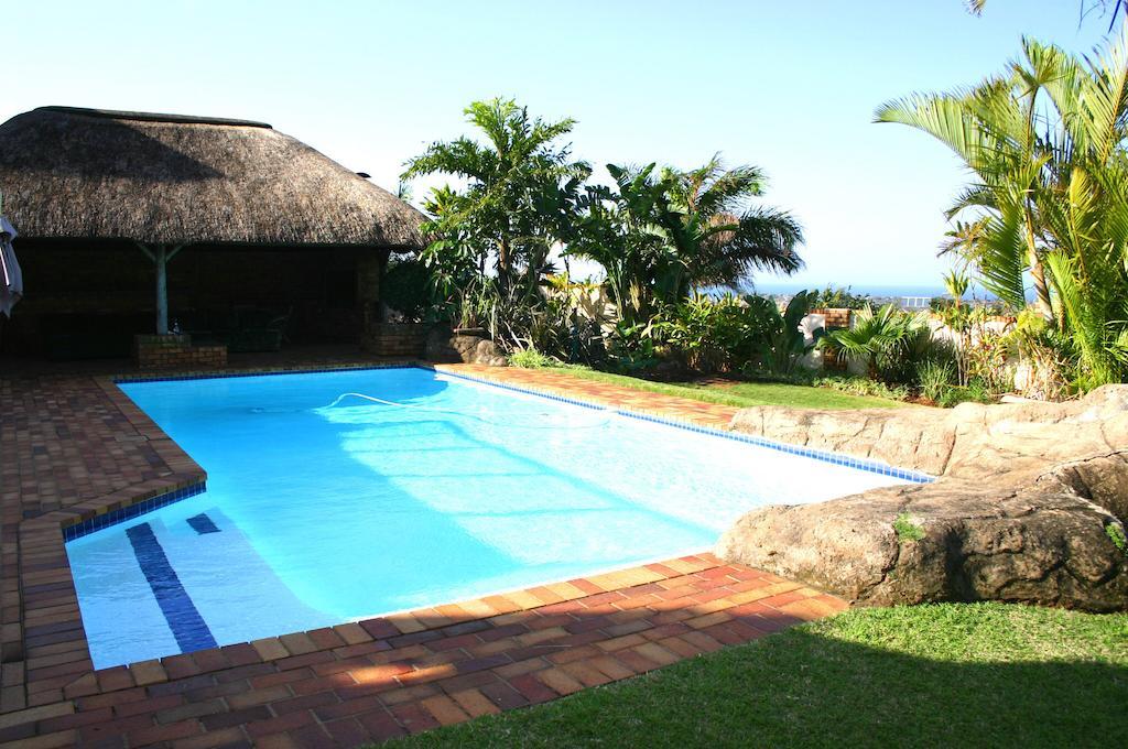 8 Royal Palm B&B Umhlanga Bagian luar foto